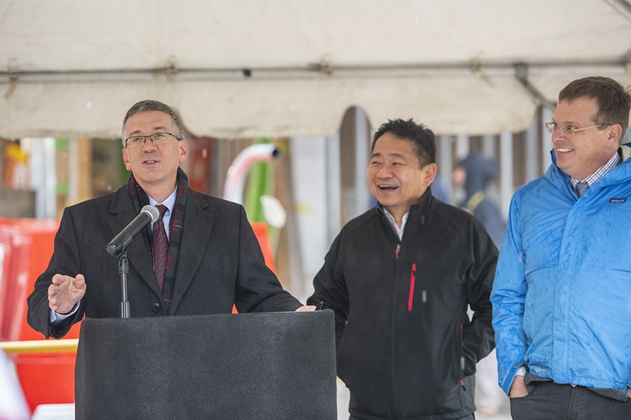 topping off ceremony