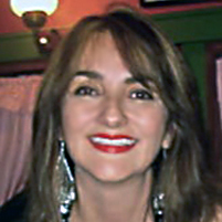 Carmen Martinez Wins Creative Teaching Award