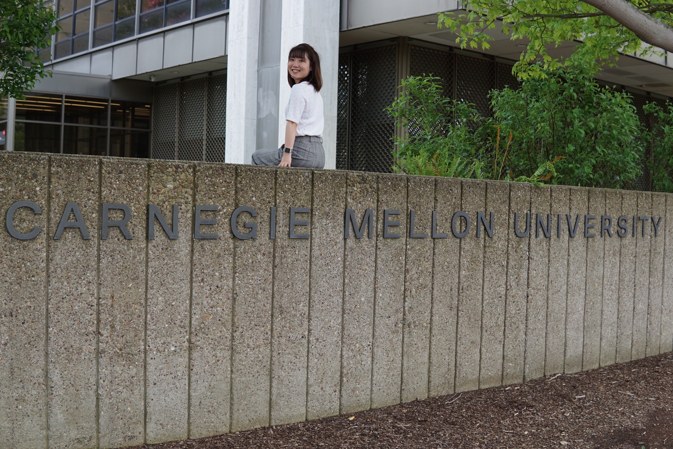 Linglong Chen at Carnegie Mellon University's campus
