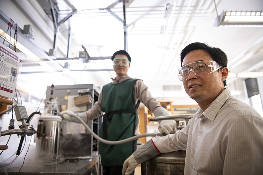 A photo of Yisong Alex Guo, Associate Professor of Chemistry