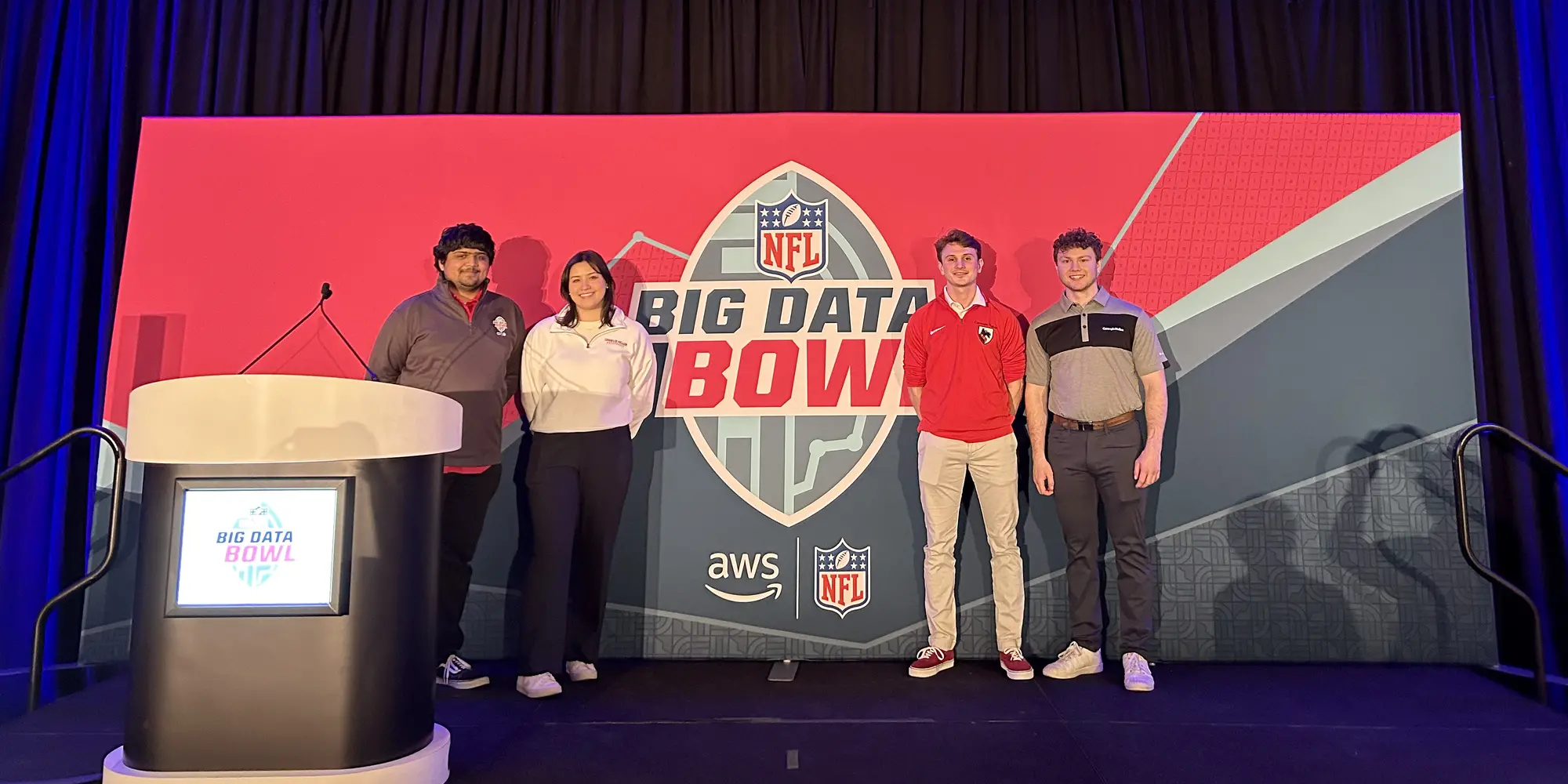 Students at the Big Data Bowl