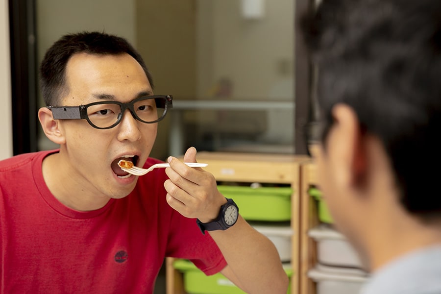 image of a student eating