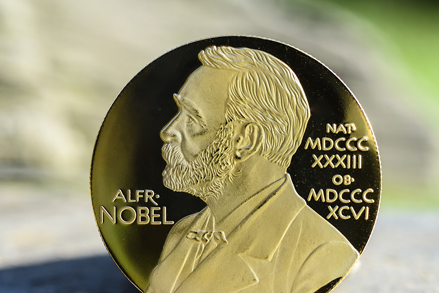 nobel-prize-900x600.jpg
