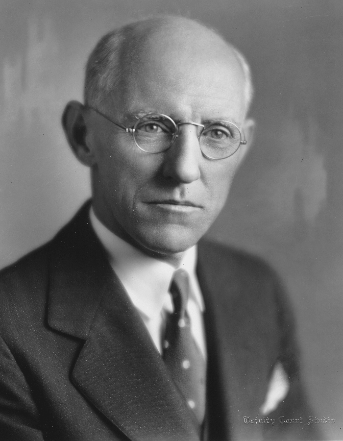 robert-doherty-3-700x900-min.png