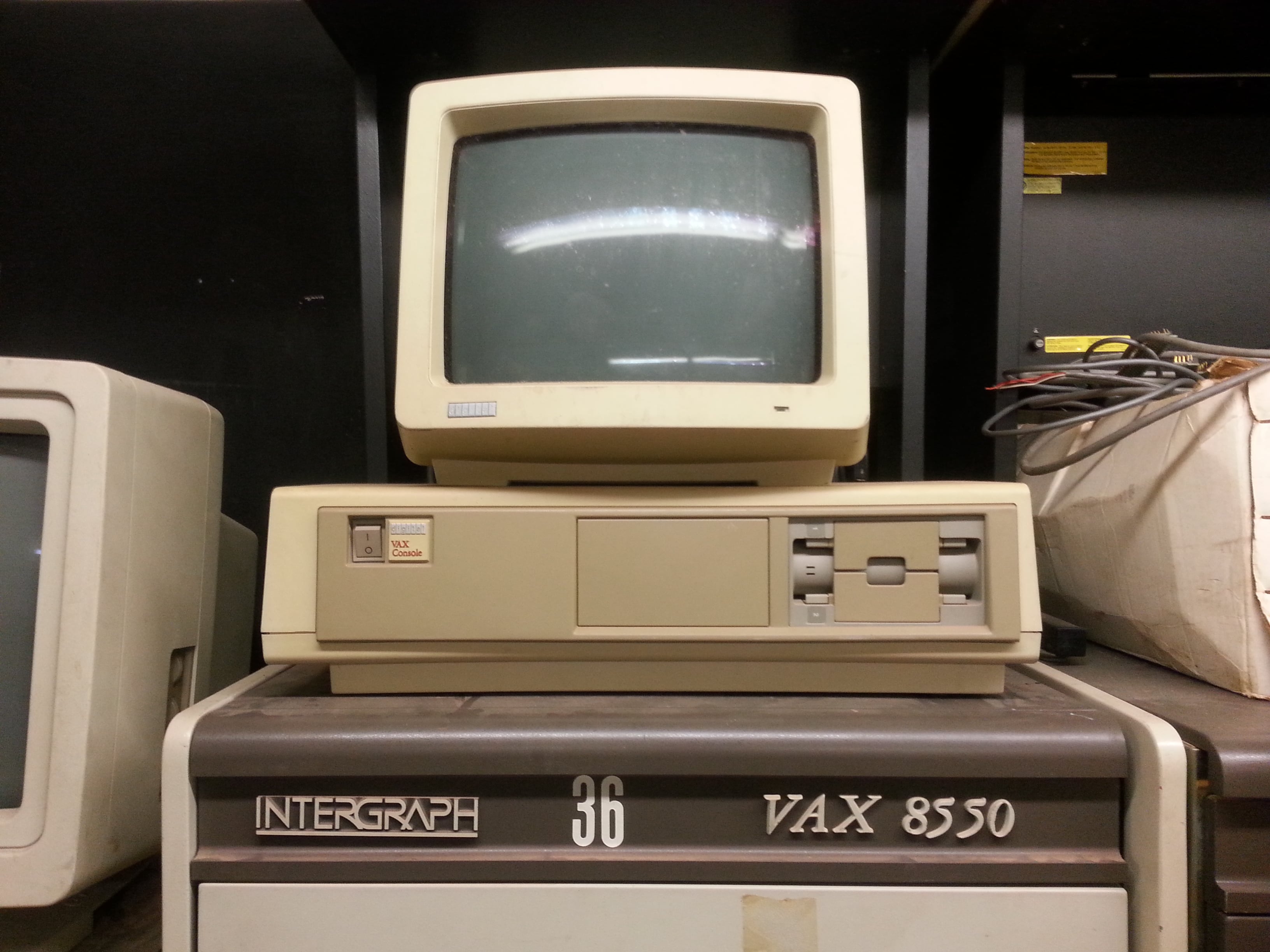 vax_console-min.jpg