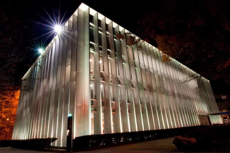 Hunt Library at Carnegie Mellon University lit up at night