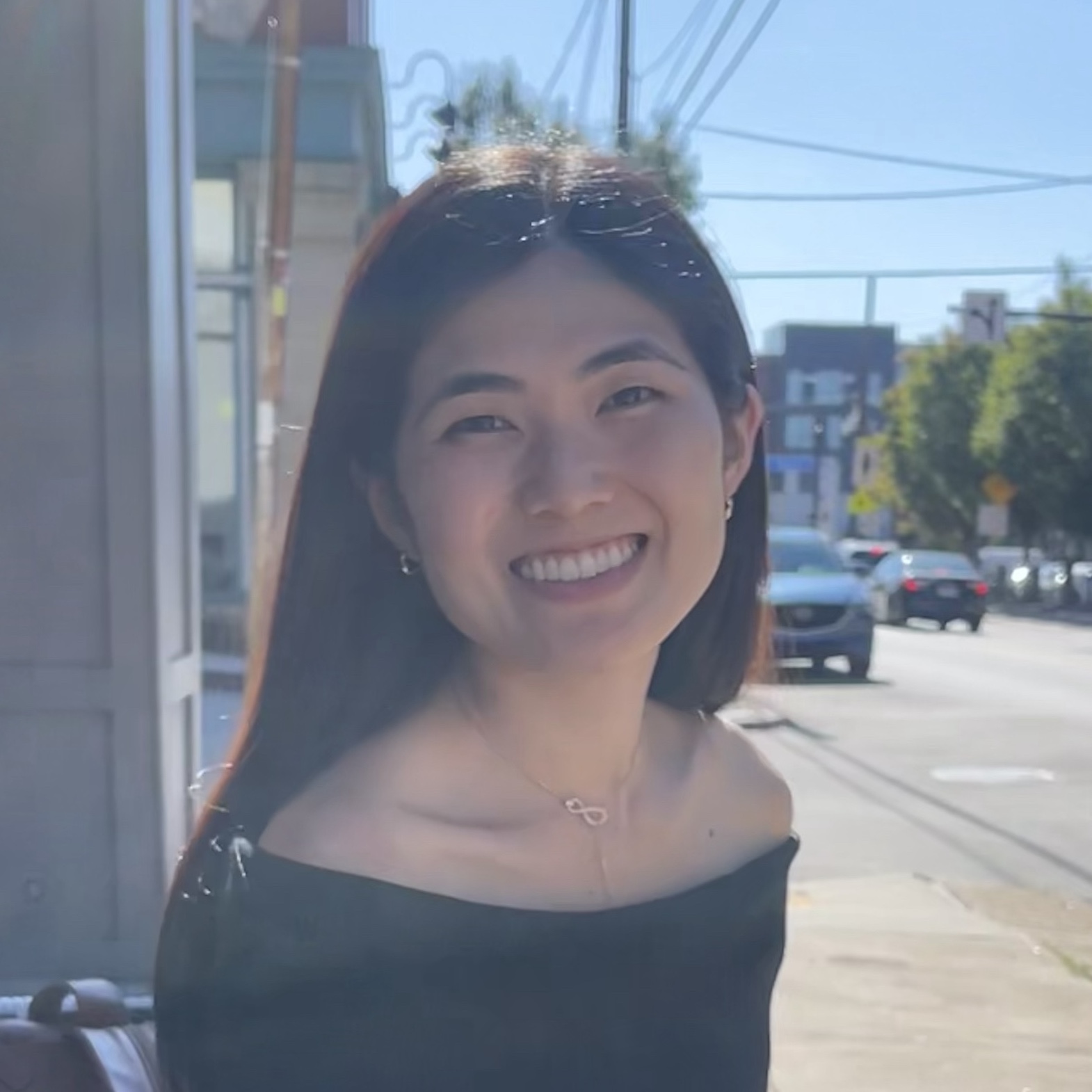 Anna Kawakami