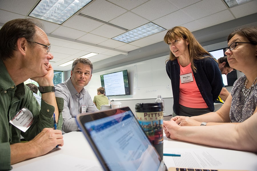 Marsha Lovett conducts a teaching session at the Eberly Center