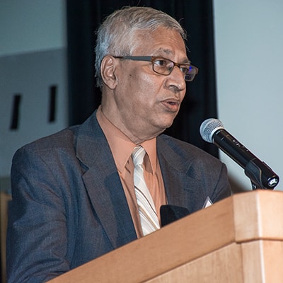2016 Academic Advising Award Recipient Kunal Ghosh