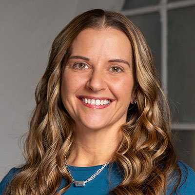 Heather Workinger Midgley headshot