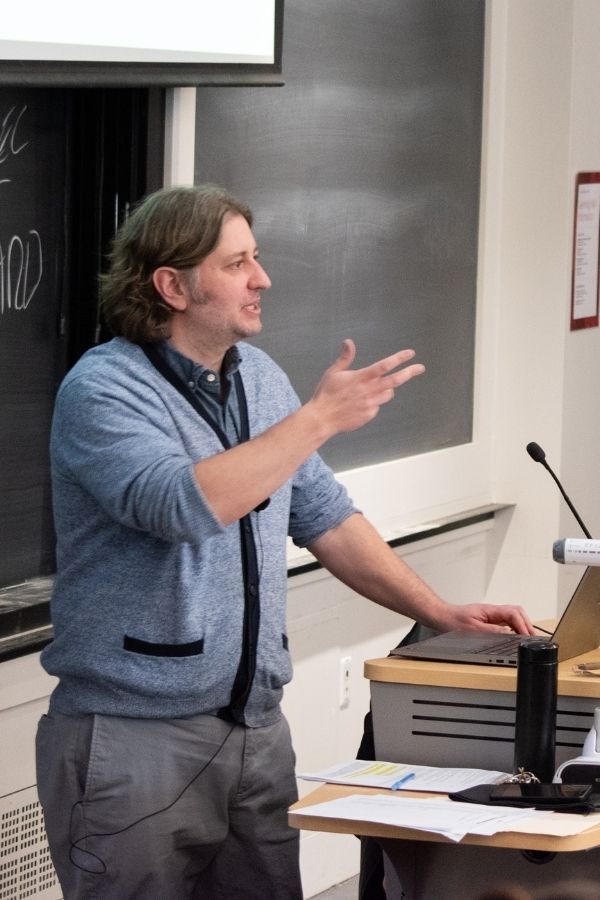 Prof. Ignacio Arana teaches