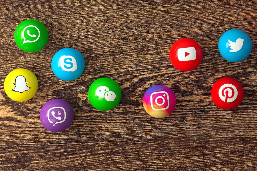 Social media logos