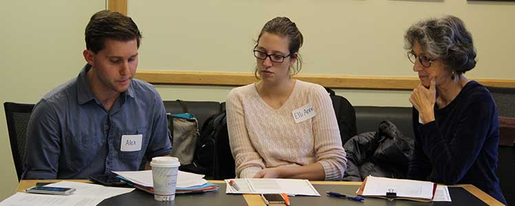 Community Think Tank Explores Campus Support for Independent Students