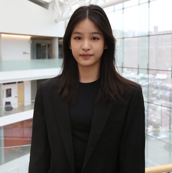Anna Liu headshot