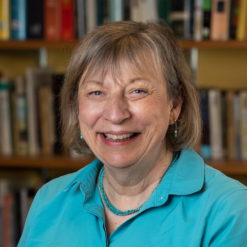 Christine Neuwirth Headshot