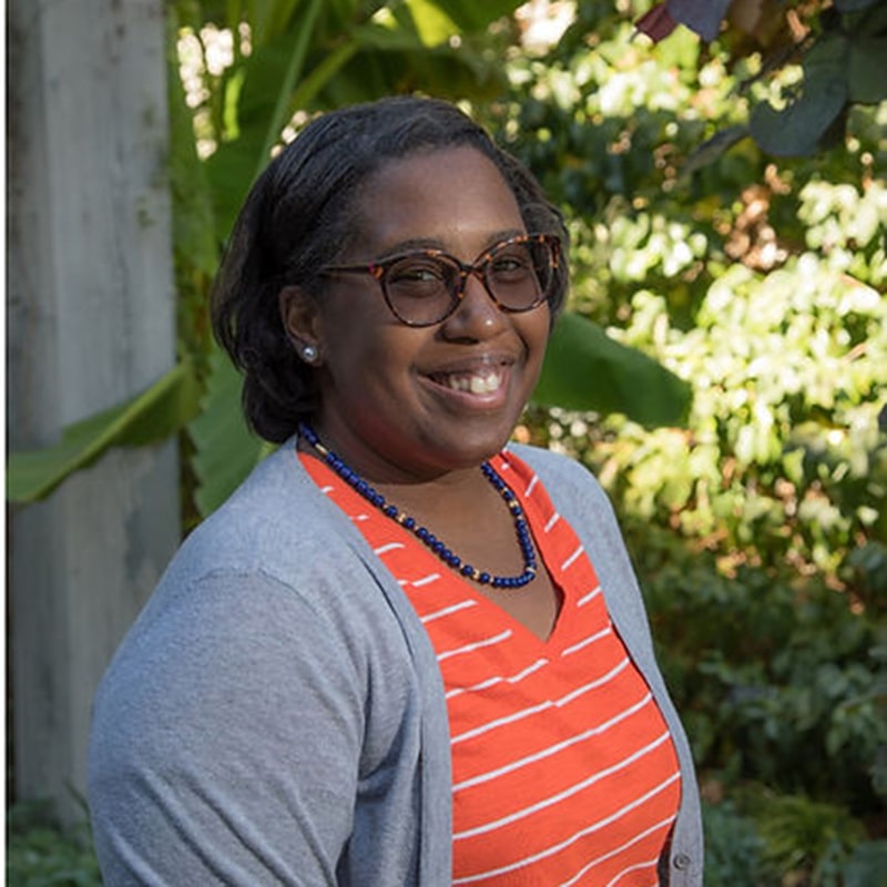 Kimberly St. Julian Varnan Headshot