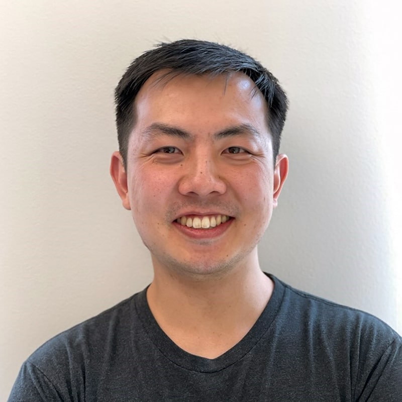 Alex Shen headshot