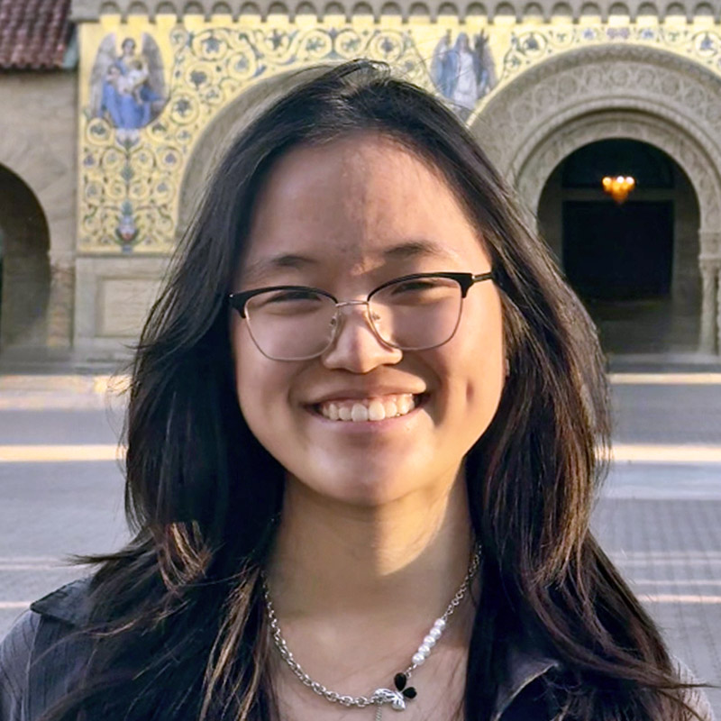 Alice Zhang headshot