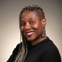 t-white-linkedin-photo.jpg