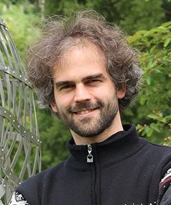 jakob_runge-250x300-min.jpg