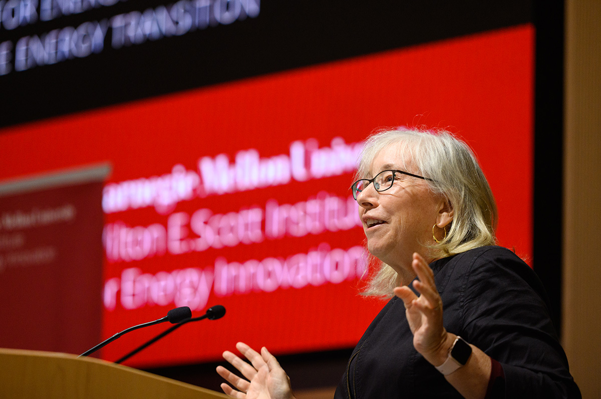22092bcopy_sally-benson-distinguished-lecture_jm_11.jpg