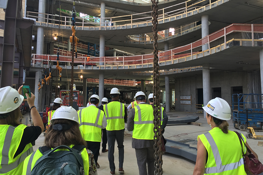 friends of the scott institute tour tepper quad