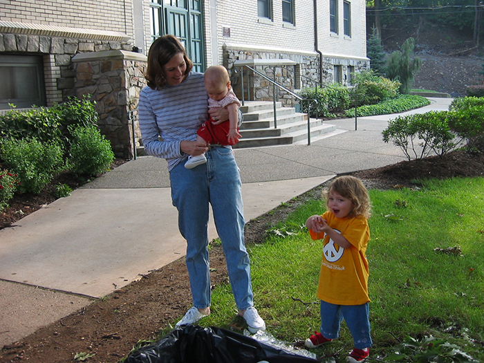 Jennifer and children on campus 