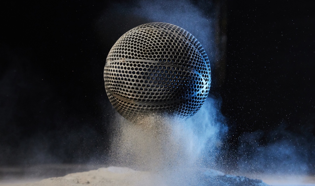 xx-xx-airless-basketball.jpg