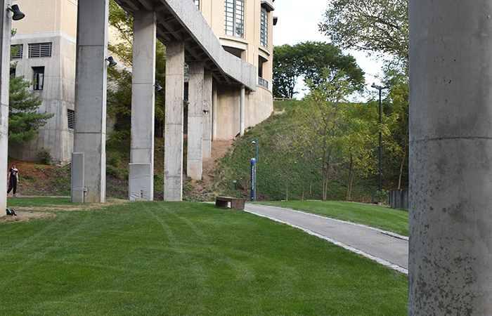 under Pausch bridge
