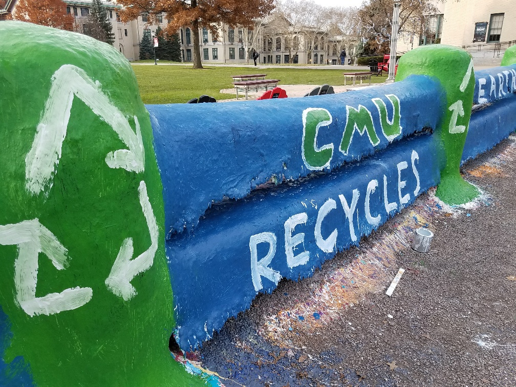 Carnegie Mellon Cellebrates America Recycles Day