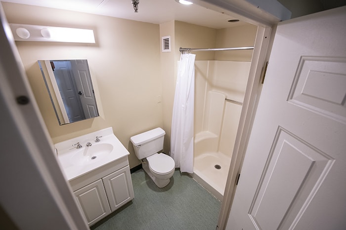 Residence on Fifth Apartments Bathroom
