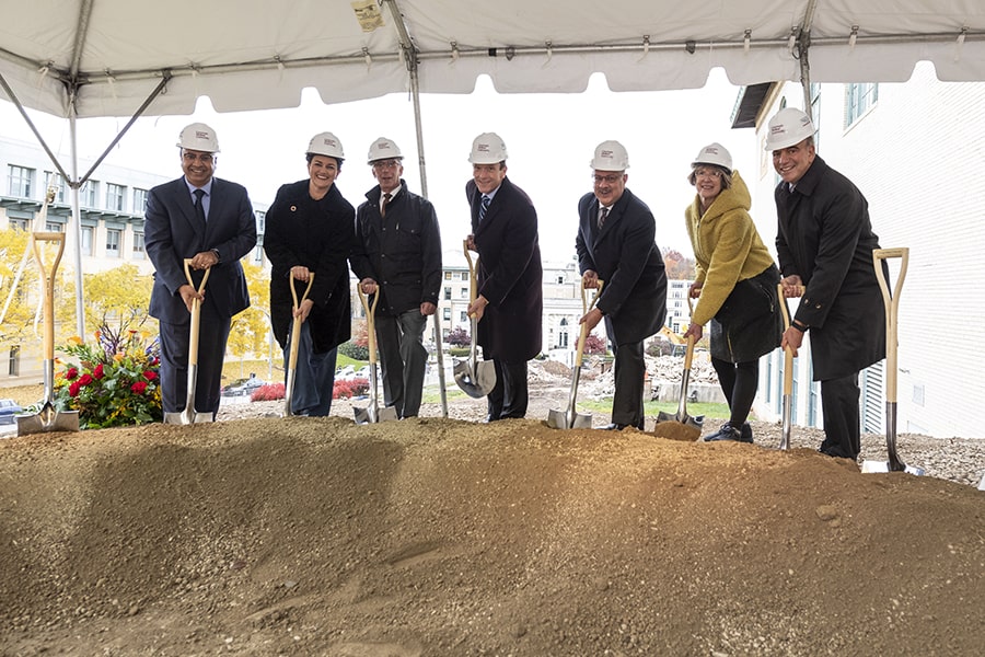 highmark-center-groundbreaking-900x600-min.jpg