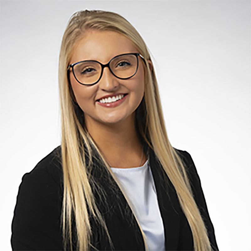 Madison Speck Headshot