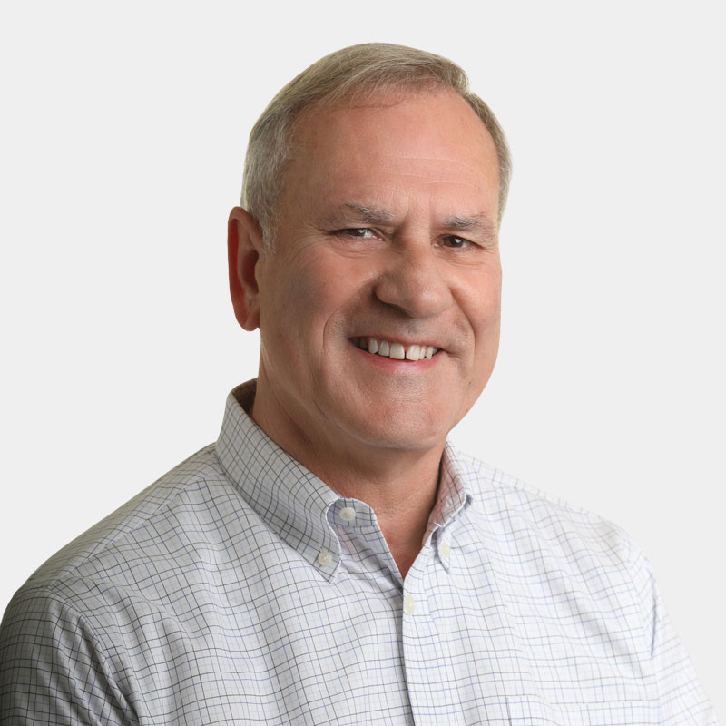 headshot of stuart evans