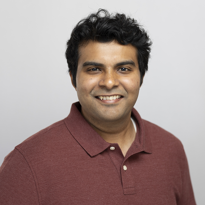 headshot of yaras shaikh