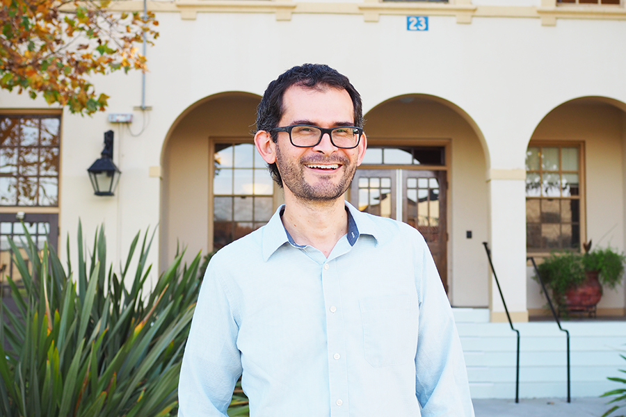 Juan Vargas in front of CMU Silicon Valley