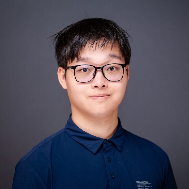 tianrun qiu headshot