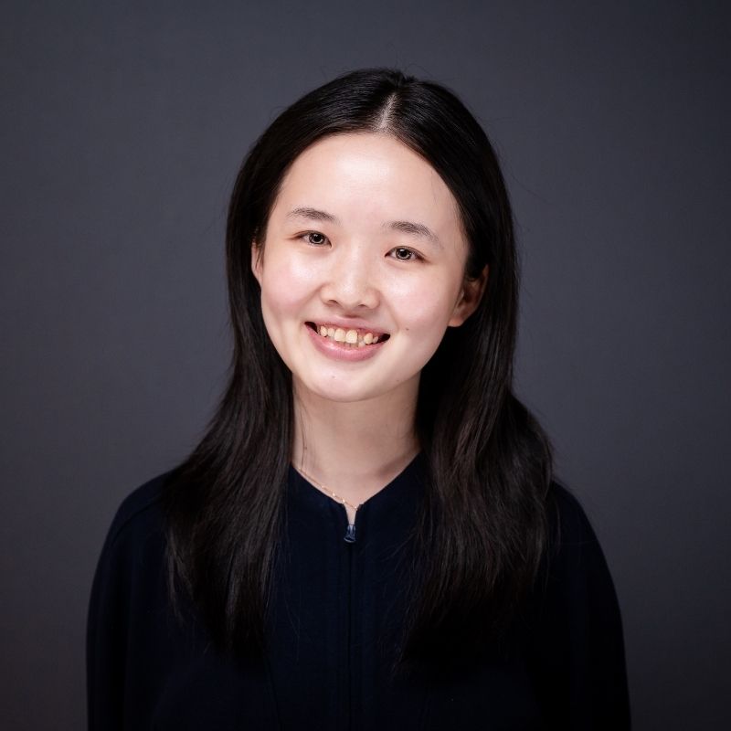 yingchen yang headshot
