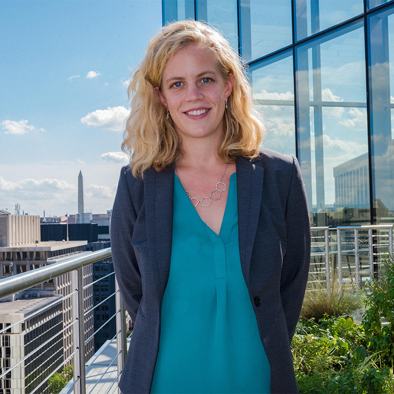 emily-feenstra-800x800.jpg