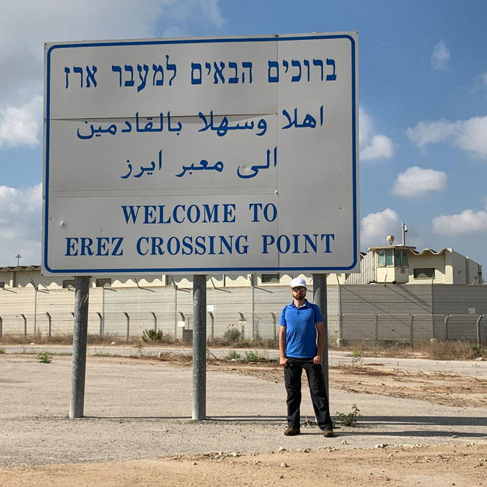 Ian Harris Erez crossing point