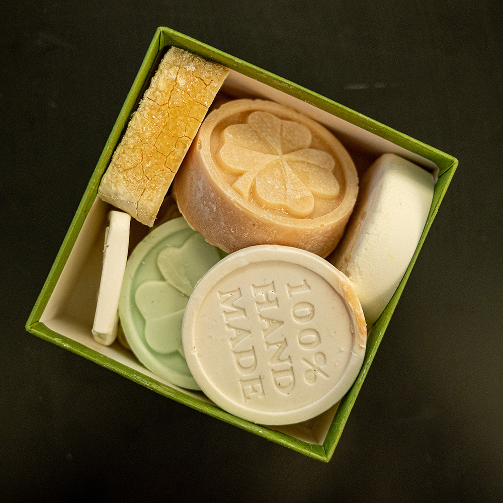 0616_cosmetics-clothes-cuisine-soap-900x600.jpg