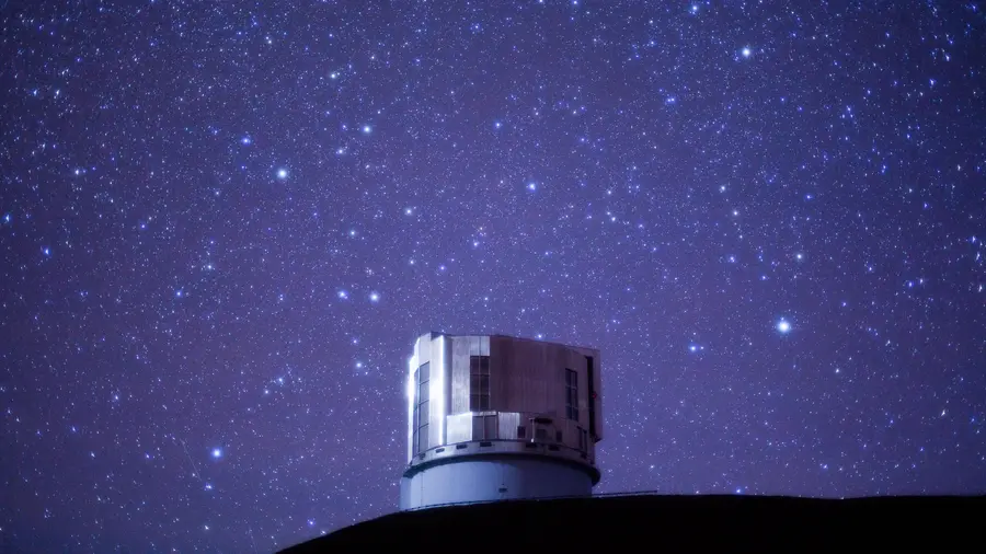 Northern stars over the Subaru Telescope. Photo by Dr. Hideaki Fujiwara - Subaru Telescope, NAOJ.