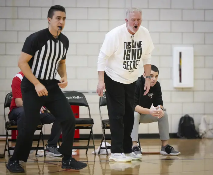 Coach Tony Wingen