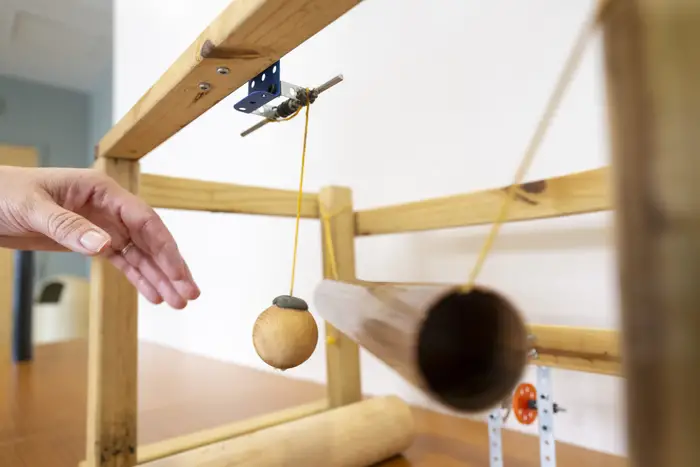 A device used to study the acoustic properties of common noises