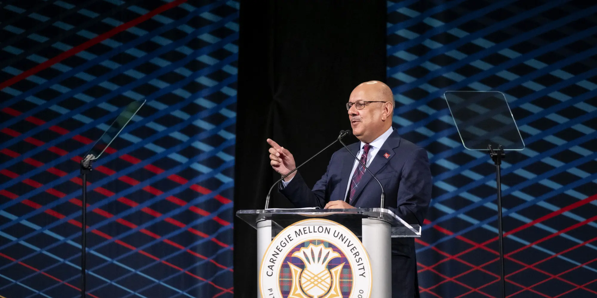 Closeup of President Jahanian at podium