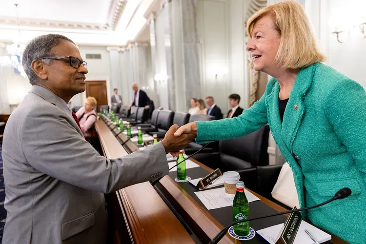 Ramayya Krishnan and Sen. Tammy Baldwin