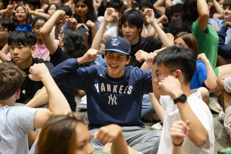 The Class of 2030+ participates in group activities during the Speedfriending and Playfair activities.