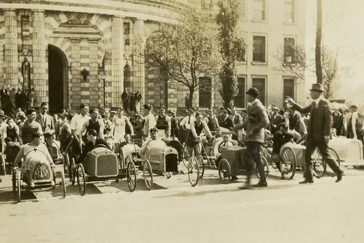 buggy-exhibit-900x600-min.jpg