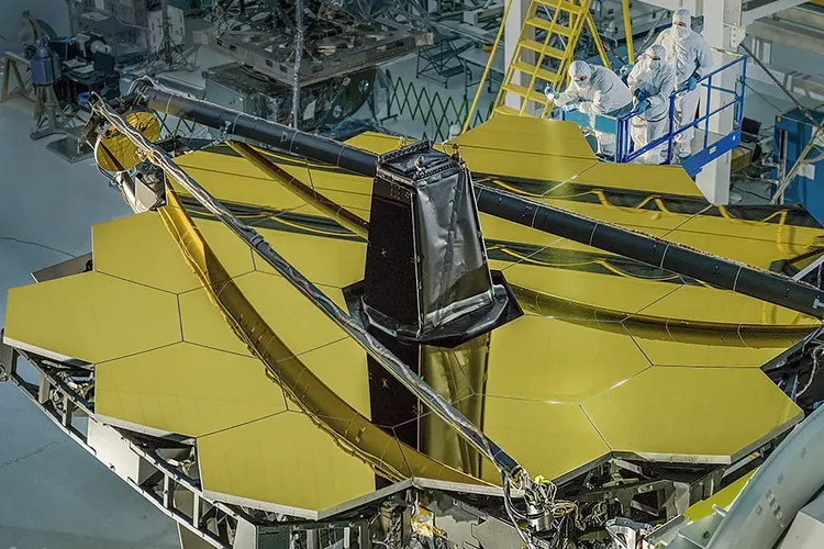 dark-matter-webb-telescope-900x600-min.jpg