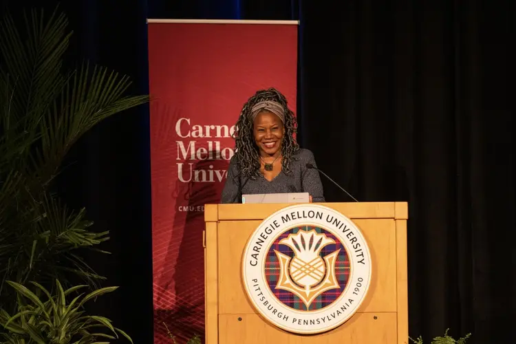 majora-carter-keynote-900x600-min.jpg